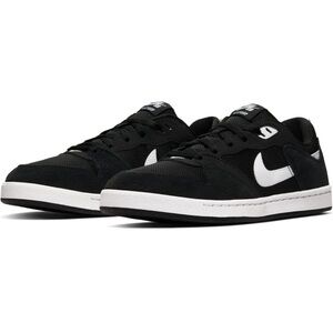 Nike Classic Black and White Low-Tops